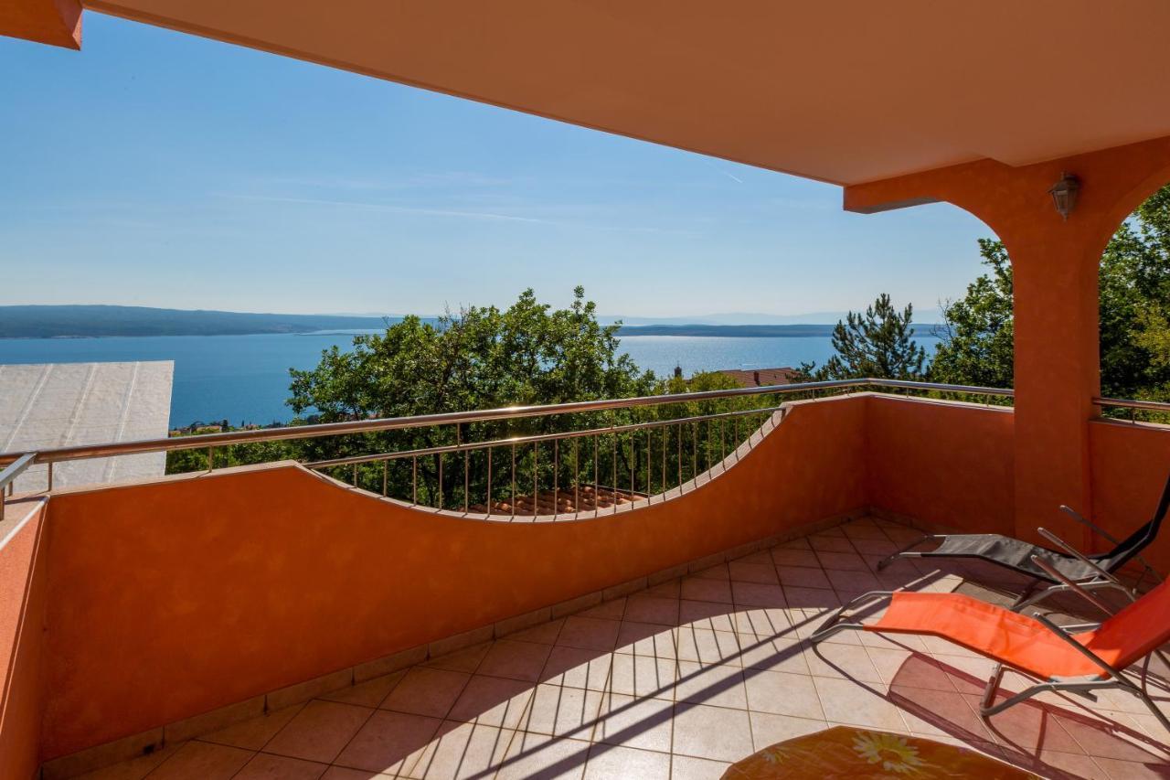 Apartmani Rino Dramalj Exteriér fotografie